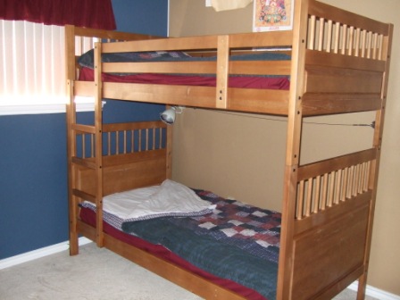 DIY, no-sew kids' bedrolls: my solution to the bunk-bed-making problem