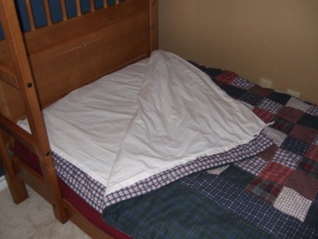 DIY, no-sew kids' bedrolls blend real-bed feel with sleeping-bag ease